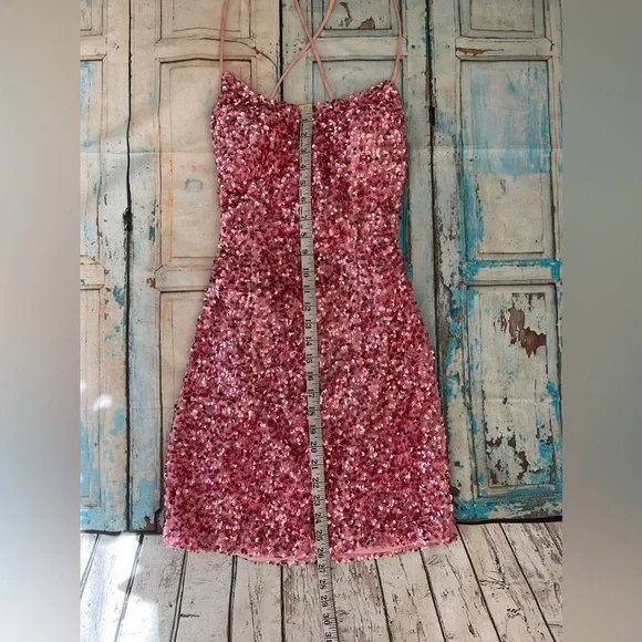 Pink sequined homecoming dress or banquet dress. - Picture 4 of 9